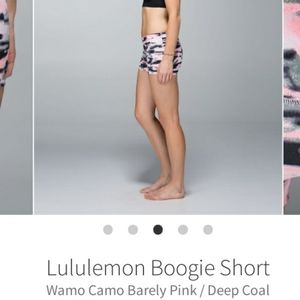 Lululemon Boogie Short

Wamo Camo Barely Pink / De